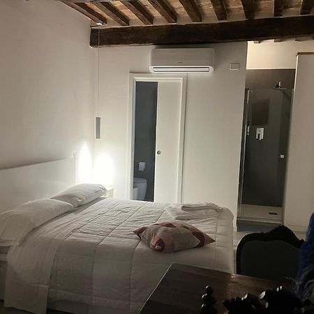 L'Inferno Di Dante Bed & Breakfast Gubbio Exterior photo