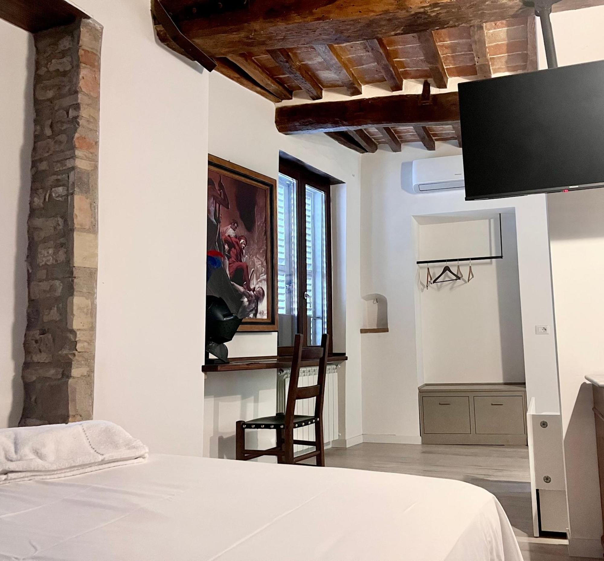 L'Inferno Di Dante Bed & Breakfast Gubbio Exterior photo