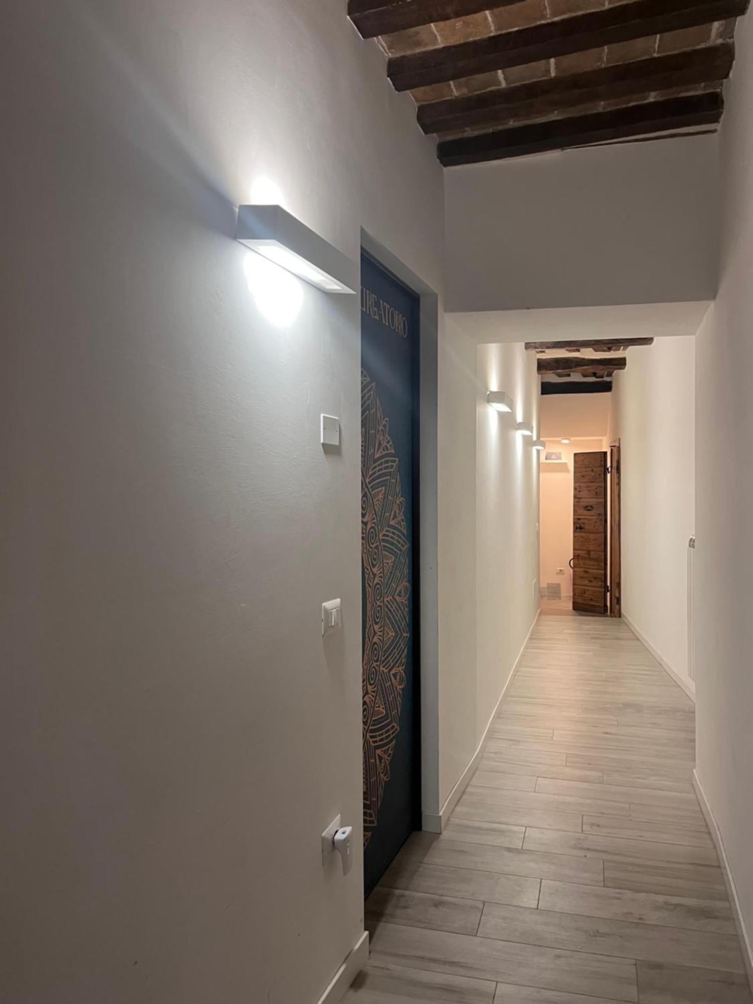 L'Inferno Di Dante Bed & Breakfast Gubbio Room photo