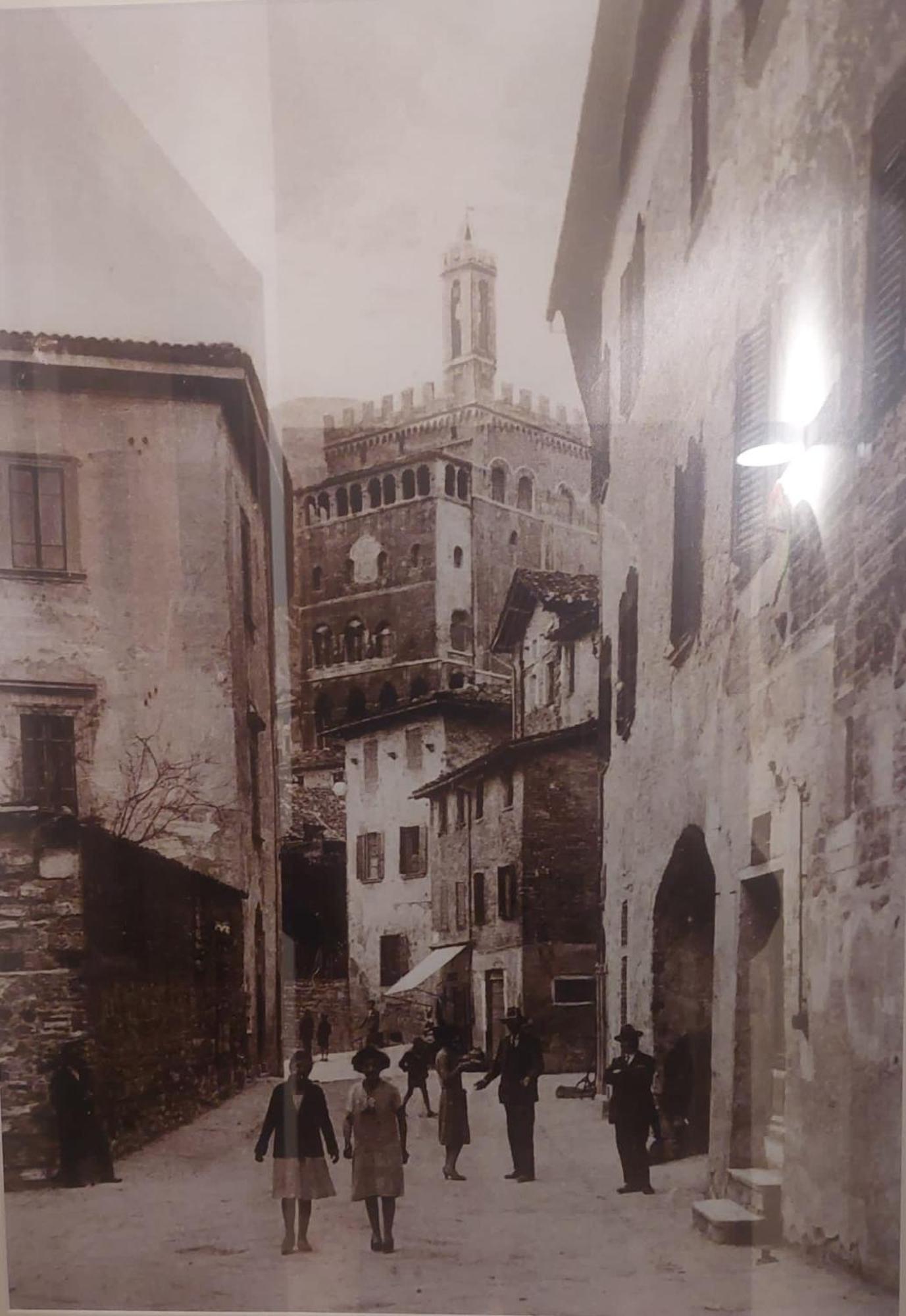 L'Inferno Di Dante Bed & Breakfast Gubbio Exterior photo